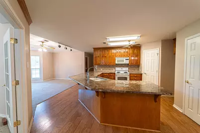 102 Five Oaks Road, Abilene, TX 79606 - Photo 17