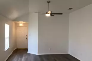 11900 Porcupine Dr, Fort Worth, TX 76244 - Photo 5
