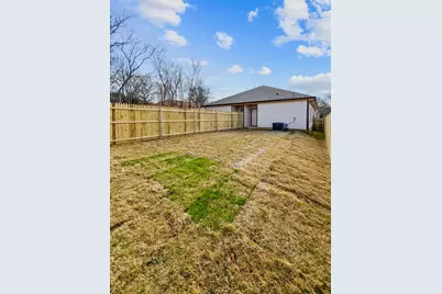 613 W Elm Street, Denison, TX 75020 - Photo 25