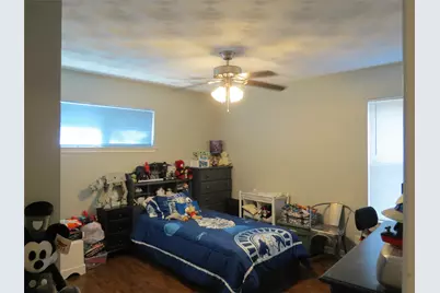 10905 Lake Gardens Drive, Dallas, TX 75218 - Photo 9
