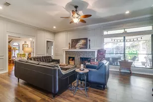 3201 John Ct S, Hurst, TX 76054 - Photo 3
