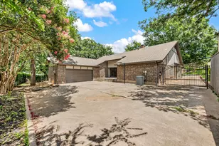 2214 Wilson Dr, Arlington, TX 76011 - Photo 39