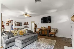 1712 Speedway Ave, Wichita Falls, TX 76301 - Photo 7