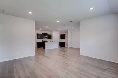 13109 Enclave Parkway, Providence Village, TX 76227 - Photo 9