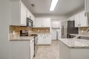 636 Cumberland Dr, Burleson, TX 76028 - Photo 7