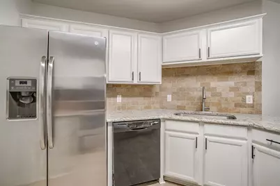 636 Cumberland Drive, Burleson, TX 76028 - Photo 9