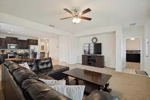 2619 Sunburst Dr, Glenn Heights, TX 75154 - Photo 3