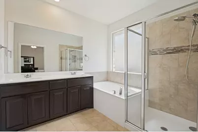 2619 Sunburst Drive, Glenn Heights, TX 75154 - Photo 7