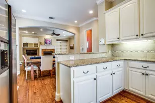 4518 Holland Ave, Dallas, TX 75219 - Photo 11