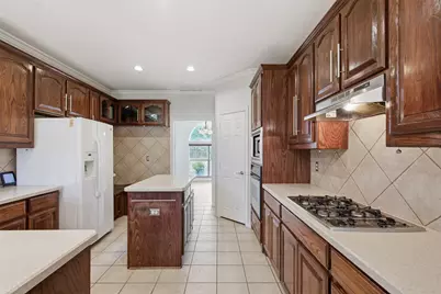 2115 Lexington Drive, Mansfield, TX 76063 - Photo 9
