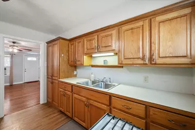 2909 W Collin Street, Corsicana, TX 75110 - Photo 7