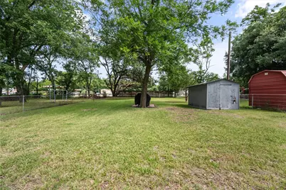 2909 W Collin Street, Corsicana, TX 75110 - Photo 17