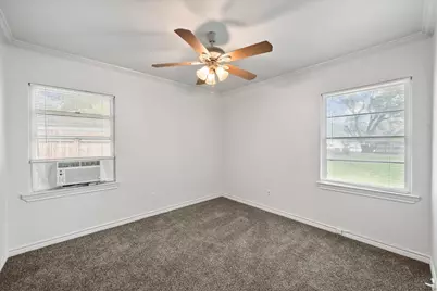 2909 W Collin Street, Corsicana, TX 75110 - Photo 13