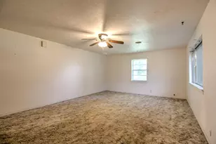 403 S Broadway St, Collinsville, TX 76233 - Photo 7