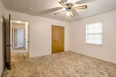 403 S Broadway Street, Collinsville, TX 76233 - Photo 17