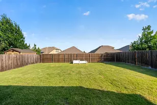 1352 Lake Grove Dr, Little Elm, TX 75068 - Photo 31