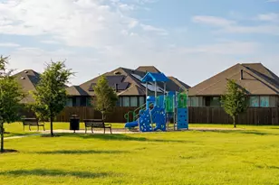 1352 Lake Grove Dr, Little Elm, TX 75068 - Photo 35