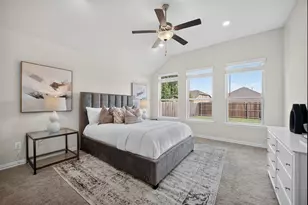 1352 Lake Grove Dr, Little Elm, TX 75068 - Photo 9