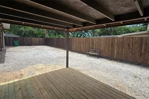 2212 Harris Ln, Haltom City, TX 76117 - Photo 17