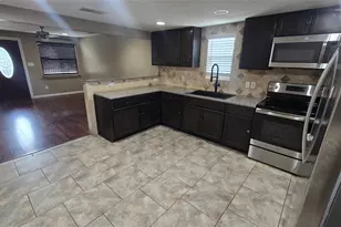 2212 Harris Ln, Haltom City, TX 76117 - Photo 5