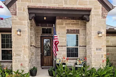 8641 Gracewood Drive, McKinney, TX 75070 - Photo 3