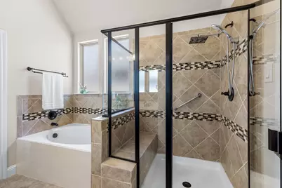 8641 Gracewood Drive, McKinney, TX 75070 - Photo 19