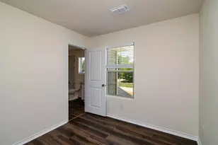 201 S May St, Whitewright, TX 75491 - Photo 17