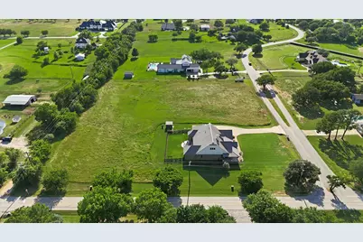 800 Stonewood Boulevard, Bartonville, TX 76226 - Photo 1