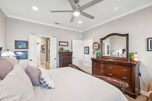 401 E Pearl St, Granbury, TX 76048 - Photo 23