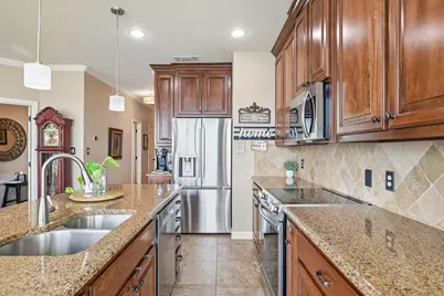 401 E Pearl Street #2201, Granbury, TX 76048 - Photo 13