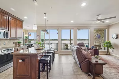 401 E Pearl Street #2201, Granbury, TX 76048 - Photo 5