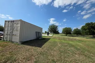 204 Jermyn Rd, Jermyn, TX 76459 - Photo 7