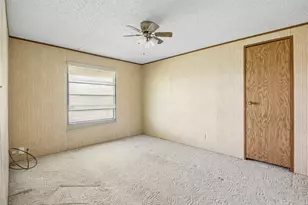 5701 Spring St, Alvarado, TX 76009 - Photo 17
