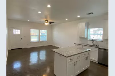 104 E Forest Avenue, Sherman, TX 75090 - Photo 5