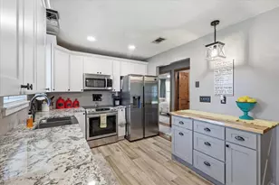 405 Lantern Ridge, Mansfield, TX 76063 - Photo 9