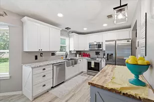 405 Lantern Ridge, Mansfield, TX 76063 - Photo 9