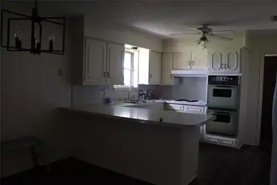 1147 Riverview Drive, Cleburne, TX 76033 - Photo 5