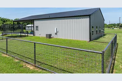 5839 S 3rd St Road, Waco, TX 76706 - Photo 17