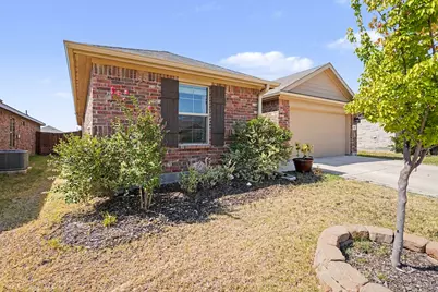225 Olympia Marble Drive, Fort Worth, TX 76131 - Photo 3