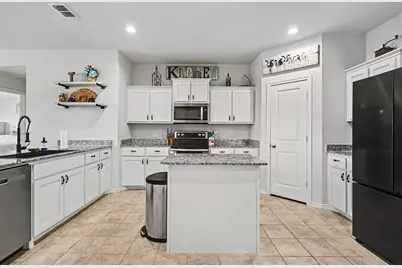 225 Olympia Marble Drive, Fort Worth, TX 76131 - Photo 9