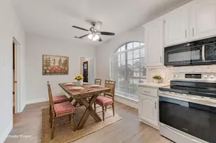 8809 Greenwood Trail, Rowlett, TX 75088 - Photo 13