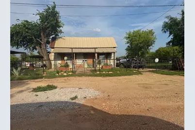 125 Lombard Street, Baird, TX 79504 - Photo 3