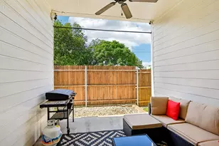 322 Templeton Dr, Fort Worth, TX 76107 - Photo 35