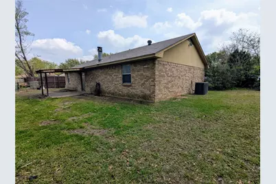 12419 Sparrow Court, Balch Springs, TX 75180 - Photo 21