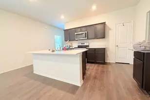 1050 Old Oaks Dr, Forney, TX 75126 - Photo 3