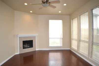 1013 Clear Creek Drive, Mesquite, TX 75181 - Photo 5