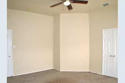 1013 Clear Creek Drive, Mesquite, TX 75181 - Photo 9
