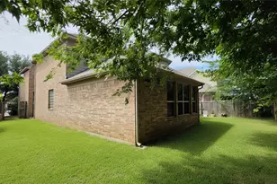 1857 McClary St, Garland, TX 75040 - Photo 23