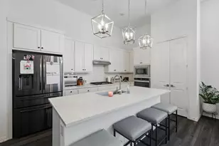 222 Woodson St, Irving, TX 75063 - Photo 7