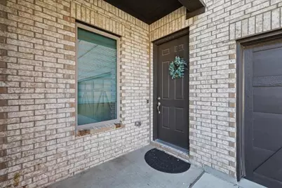 222 Woodson Street, Irving, TX 75063 - Photo 3